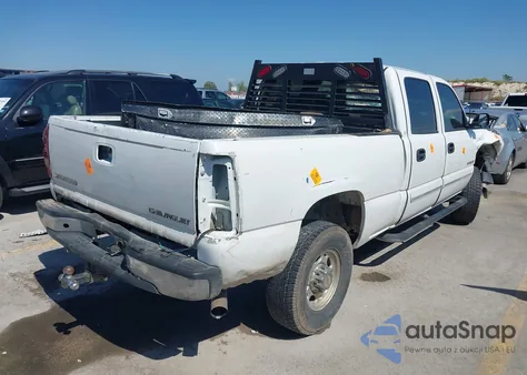 2003 Chevrolet Silverado 2500Hd Ls z USA, uszkodzony, nr VIN 1GCHC23U73F254293